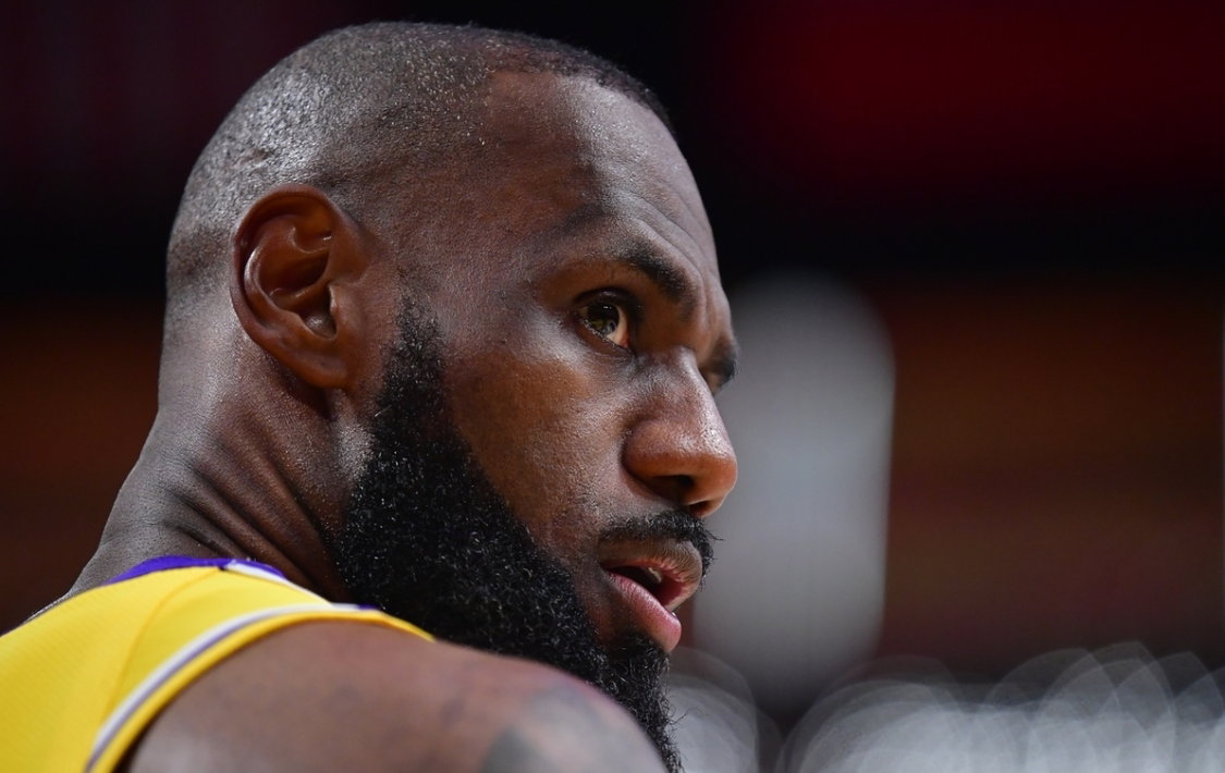 CS-对手教练：詹姆斯太不可思议！我41岁只是执教完背靠背都有点累！