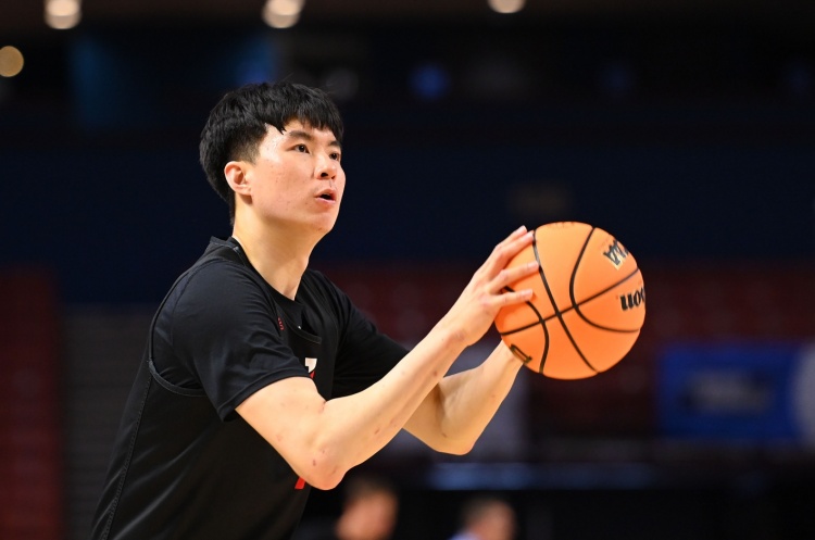 FPS游戏-第三次参加！官方：李贤重将代表马刺参加2026年拉斯维加斯夏联
